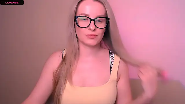 MariaTess  online show from 10, 5, 2026