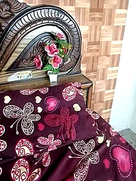 Reshma Hot76 online show from 7, 6, 2026