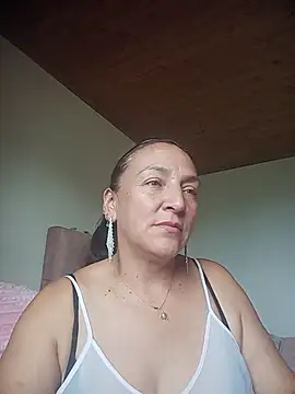 Snapshot of dangerous_milf chatting on 5, 7, 2026 dangerous milf online show from 5, 7, 2026