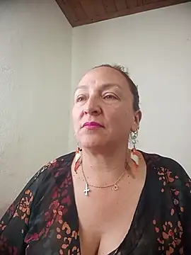 Snapshot of dangerous_milf chatting on 28, 7, 2026 dangerous milf online show from 28, 7, 2026