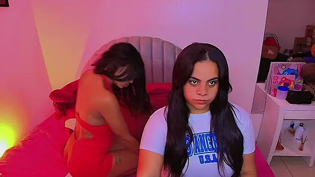 Snapshot of your_favorite_girls chatting on 7, 6, 2026 your favorite girls online show from 7, 6, 2026