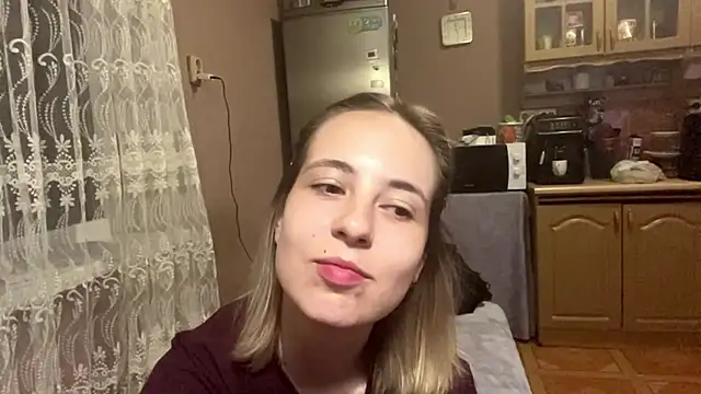DaphneAmor online show from 12, 5, 2026