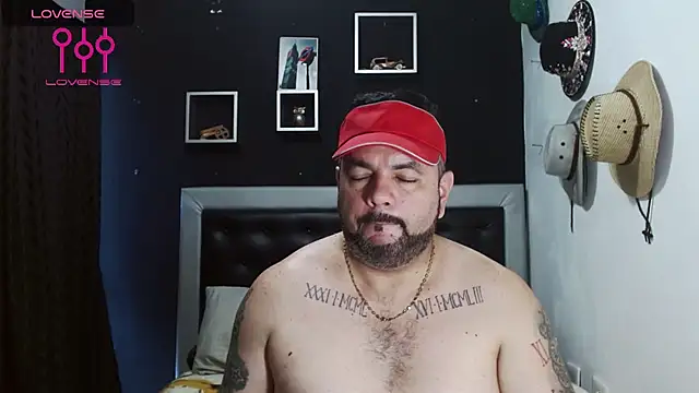 Snapshot of perverseveteranmanxxx chatting on 11, 12, 2024 perverseveteranmanxxx online show from 11, 12, 2024