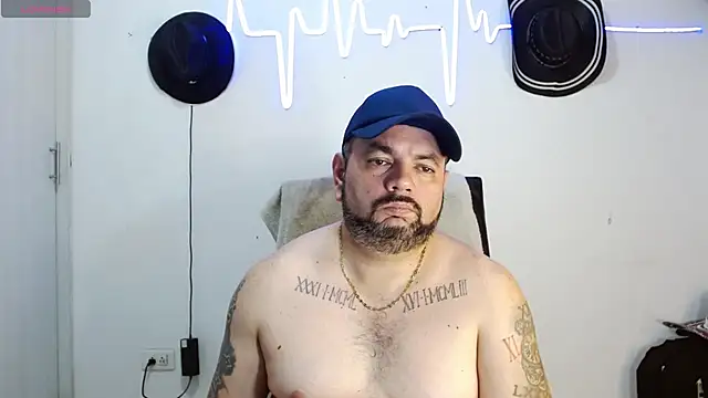 Snapshot of perverseveteranmanxxx chatting on 19, 12, 2024 perverseveteranmanxxx online show from 19, 12, 2024