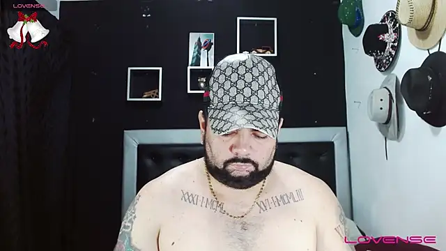 Snapshot of perverseveteranmanxxx chatting on 30, 12, 2024 perverseveteranmanxxx online show from 30, 12, 2024