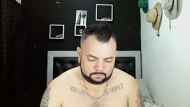 Snapshot of perverseveteranmanxxx chatting on 15, 2, 2025 perverseveteranmanxxx online show from 15, 2, 2025