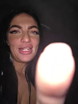 Snapshot of PoussiereOrientale chatting on 13, 6, 2026 PoussiereOrientale online show from 13, 6, 2026