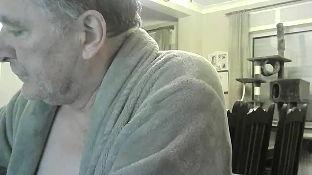 Snapshot of edje59a chatting on 27, 11, 2025 edje59a online show from 27, 11, 2025