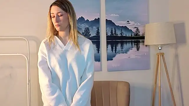 CharissaWalkner online show from 14, 5, 2026