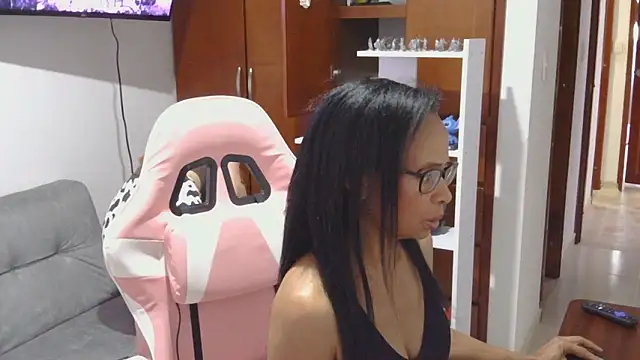 Africa sexy online show from 4, 6, 2026
