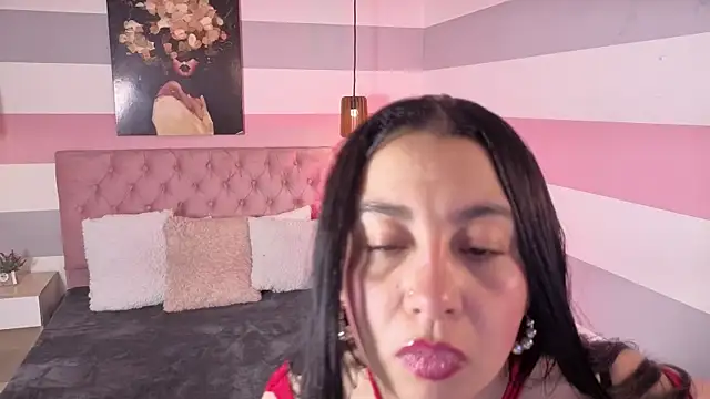 lia valentino online show from 19, 6, 2026