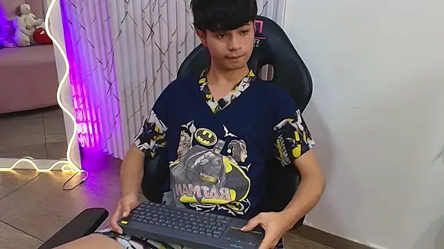 Spark tay online show from 18, 6, 2026