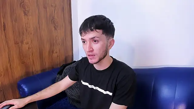 Snapshot of kavencastro chatting on 5, 6, 2026 kavencastro online show from 5, 6, 2026