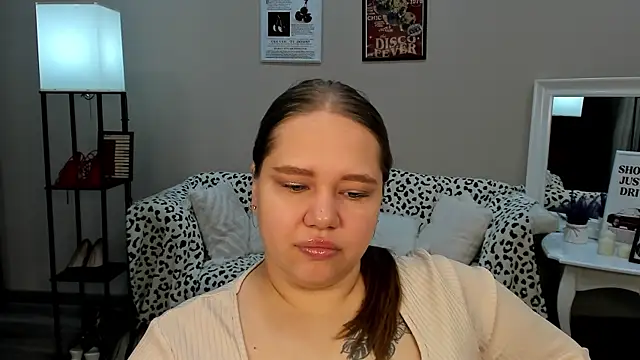 Snapshot of DianaKristol chatting on 17, 5, 2026 DianaKristol online show from 17, 5, 2026