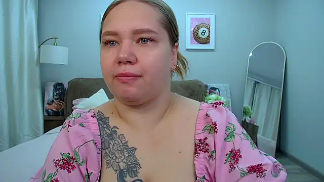 Snapshot of DianaKristol chatting on 3, 6, 2026 DianaKristol online show from 3, 6, 2026
