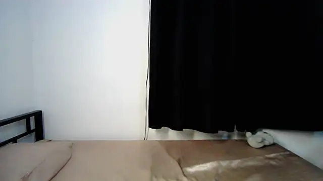 Snapshot of caspian_cum chatting on 3, 6, 2026 caspian cum online show from 3, 6, 2026