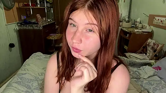 EmmaLovelyBB online show from 10, 6, 2026