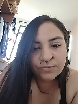 LorenMishelle online show from 13, 5, 2026