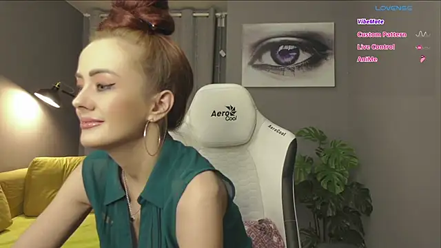 Snapshot of Megany chatting on 7, 2, 2025 Megany online show from 7, 2, 2025