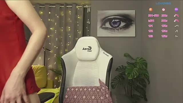 Snapshot of Megany chatting on 22, 2, 2025 Megany online show from 22, 2, 2025