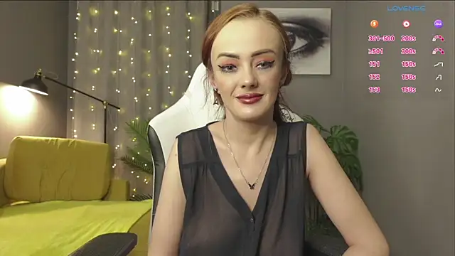 Snapshot of Megany chatting on 2, 3, 2025 Megany online show from 2, 3, 2025