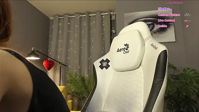 Megany online show from 3, 3, 2026