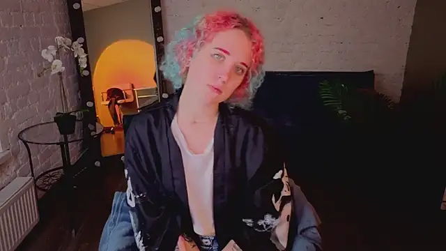 ScarlettSparkss online show from 28, 5, 2026