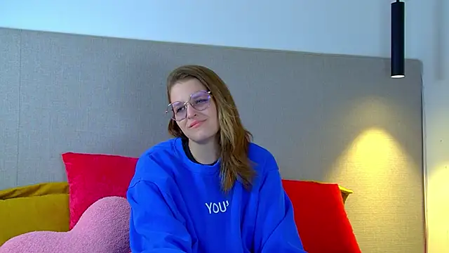 AlexaAvery online show from 14, 6, 2026