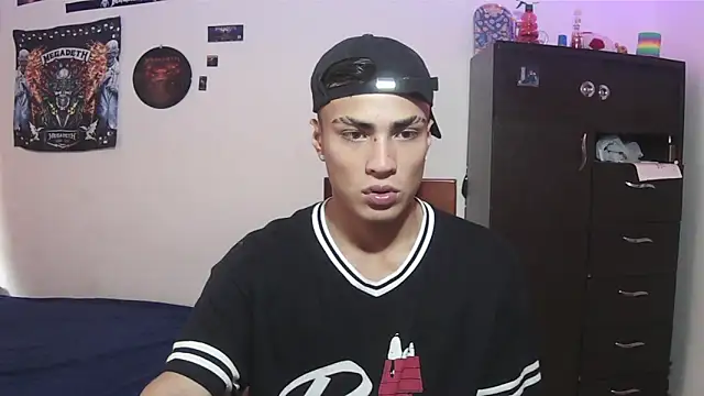 Fenix hardcock online show from 7, 6, 2026