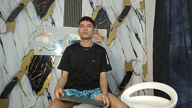 KING LOVERS1 online show from 14, 6, 2026