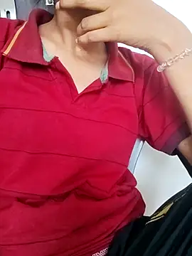 Snapshot of sexy_rubina89 chatting on 20, 5, 2026 sexy rubina89 online show from 20, 5, 2026