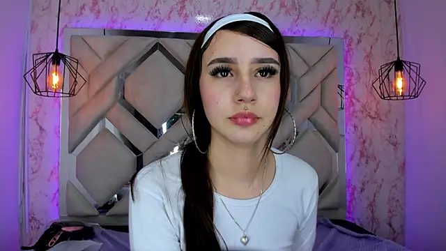 Snapshot of leri_rose_ chatting on 28, 7, 2026 leri rose online show from 28, 7, 2026