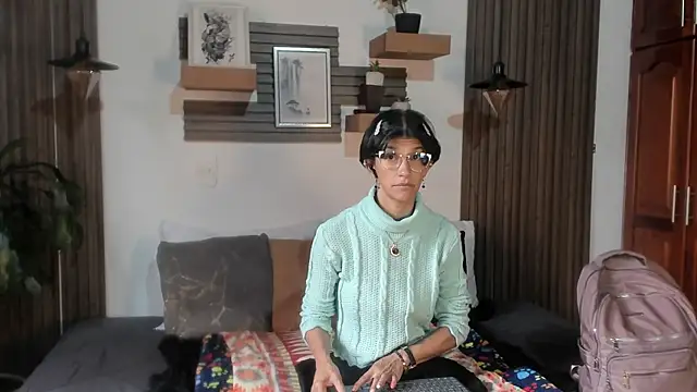 Snapshot of Evaa_campbell chatting on 5, 6, 2026 Evaa campbell online show from 5, 6, 2026