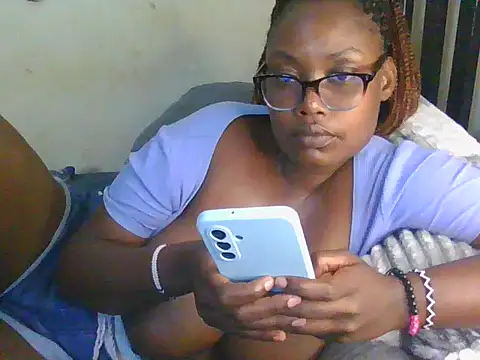 Snapshot of Sexy-Mish chatting on 22, 5, 2026 Sexy-Mish online show from 22, 5, 2026