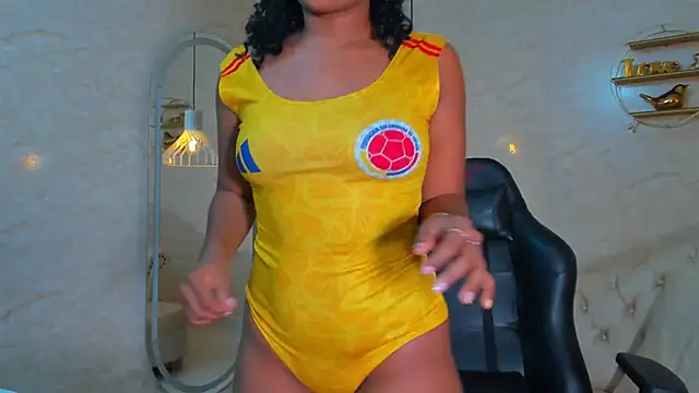 Horny Curls online show from 28, 6, 2026