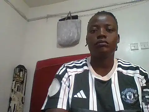 Snapshot of yourdreamgirlT chatting on 15, 7, 2026 yourdreamgirlT online show from 15, 7, 2026