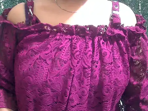 Snapshot of shallykaur chatting on 9, 6, 2026 shallykaur online show from 9, 6, 2026