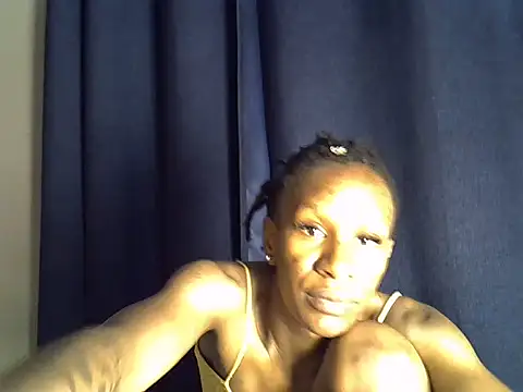 Snapshot of Queen_slim2 chatting on 23, 5, 2026 Queen slim2 online show from 23, 5, 2026