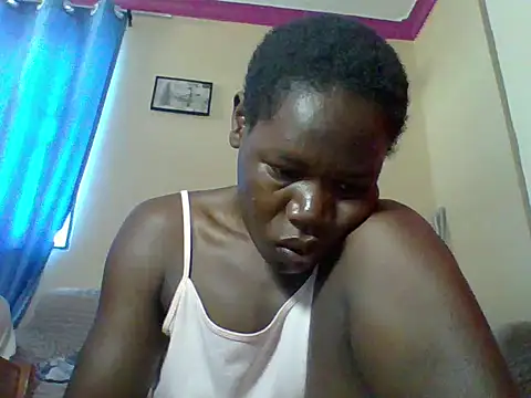 Blacksexyqueen24 online show from 18, 5, 2026