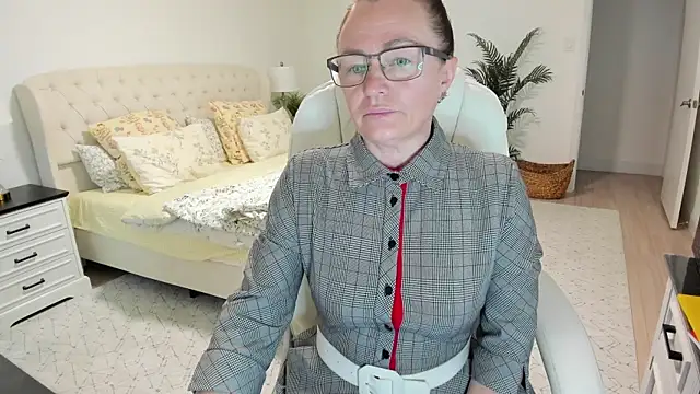 Snapshot of Vika73 chatting on 9, 5, 2026 Vika73 online show from 9, 5, 2026