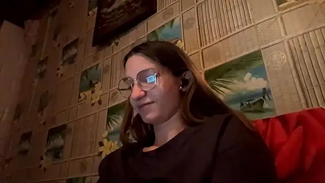 Snapshot of SparkleJebb chatting on 10, 6, 2026 SparkleJebb online show from 10, 6, 2026