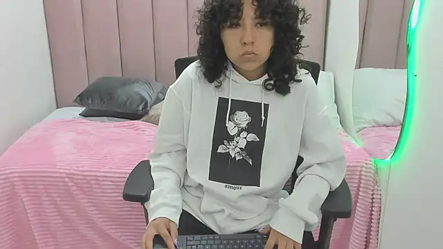 Snapshot of AkiraHayamii chatting on 20, 6, 2026 AkiraHayamii online show from 20, 6, 2026