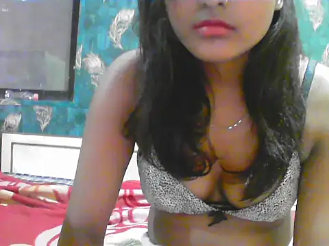 Snapshot of Diana_Penty chatting on 25, 5, 2026 Diana Penty online show from 25, 5, 2026