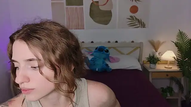 Snapshot of TayloryStar chatting on 9, 6, 2026 TayloryStar online show from 9, 6, 2026