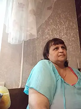 Snapshot of LisichkaOksana chatting on 1, 7, 2026 LisichkaOksana online show from 1, 7, 2026