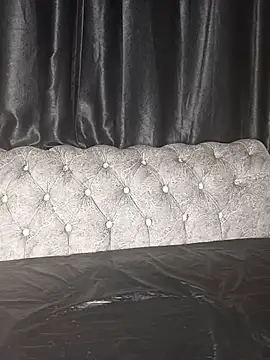 Curvy ebony18 online show from 20, 5, 2026