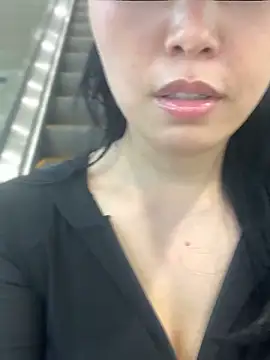 lylxili online show from 25, 5, 2026