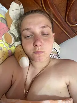 Snapshot of Loulou_fck chatting on 1, 7, 2026 Loulou fck online show from 1, 7, 2026