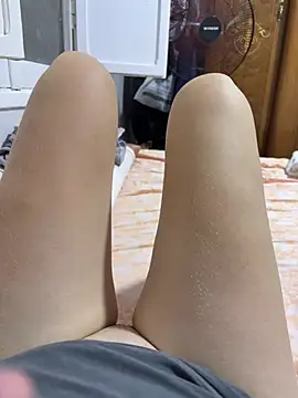 Snapshot of Loulou_fck chatting on 16, 7, 2026 Loulou fck online show from 16, 7, 2026