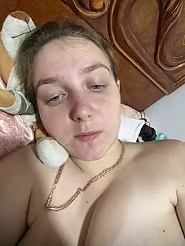 Snapshot of Loulou_fck chatting on 1, 8, 2026 Loulou fck online show from 1, 8, 2026